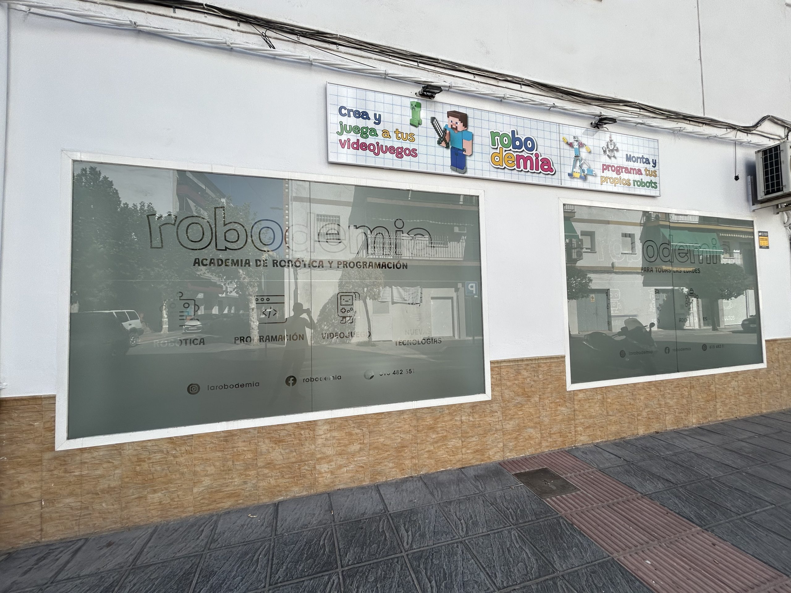 CENTRO EDUCATIVO de robótica, programación y nuevas tecnologías